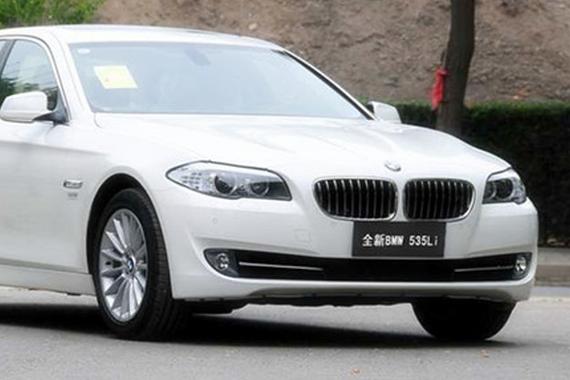 豪华轿车 买宝马奔驰还是沃尔沃凯迪拉克呢？