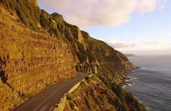 自驾在路上 世界颜值最高的18条景观公路