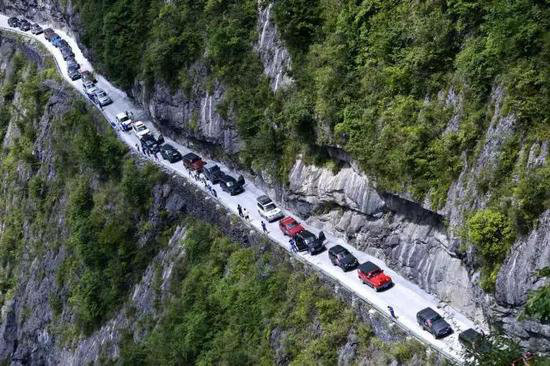 自驾在路上 世界颜值最高的18条景观公路