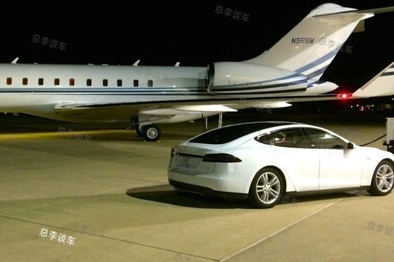 这辆电动车 比迈巴赫62还长