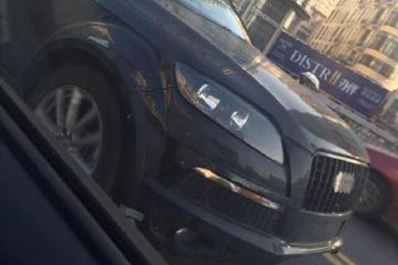 疑似大众全新途锐国内谍照曝光 提供7座版