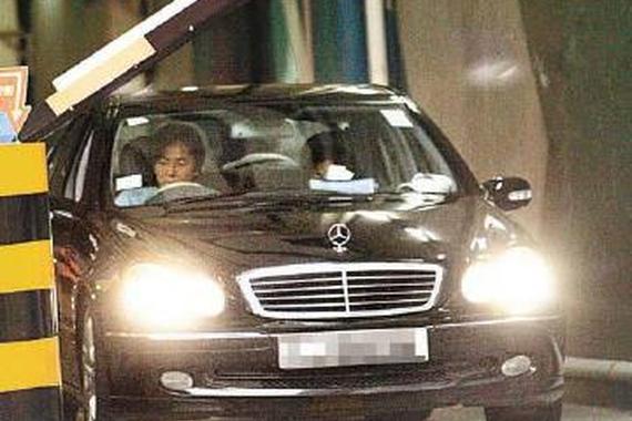 曾是铜锣湾扛把子 如今家庭美满豪车众多