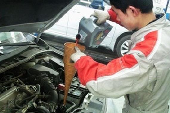 机油都是定期更换，那变速箱油呢？