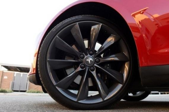 6年不换轮胎，三环上追轮胎，真要命？