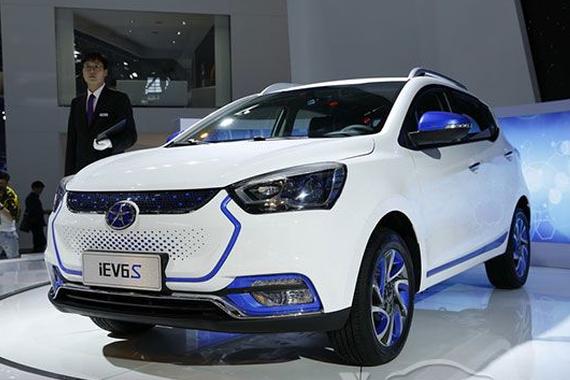 三款国产电动SUV 续航超200售价不足15万