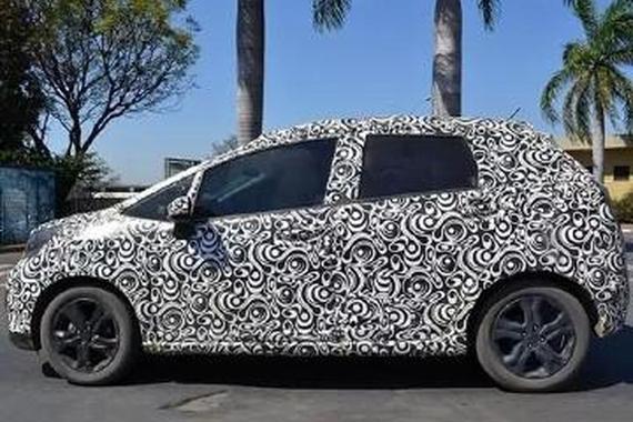 本田最小SUV WR-V曝光：飞度又拉皮