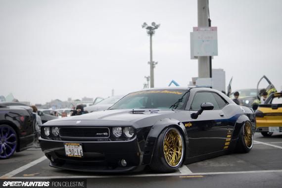 Liberty Walk改装道奇SRT8 Challenger