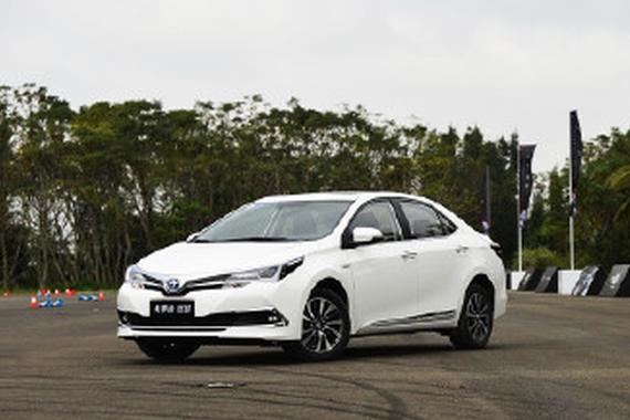 30万不到 这10款油耗约4L的混动车型值得一看