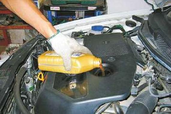 买了二手车别着急开，这些不换不上路！