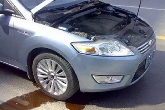 新手司机请收藏：这里有汽车常见故障