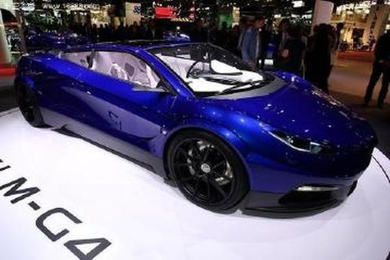 续航400公里 电动超跑GLM G4亮相巴黎车展