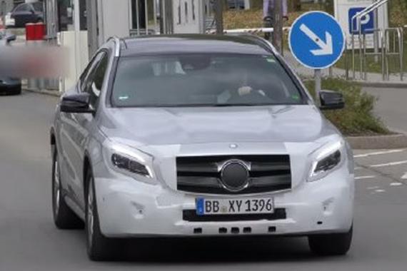 新款奔驰GLA谍照曝光 或2017年4月发布