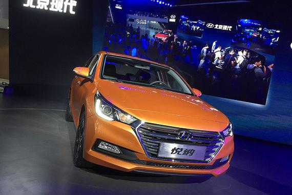 被青春撞了一下腰！深度试驾北现悦纳