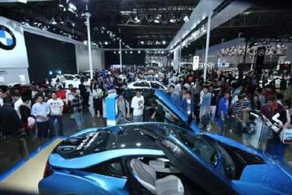 不想花冤枉钱！什么时候买车最划算？