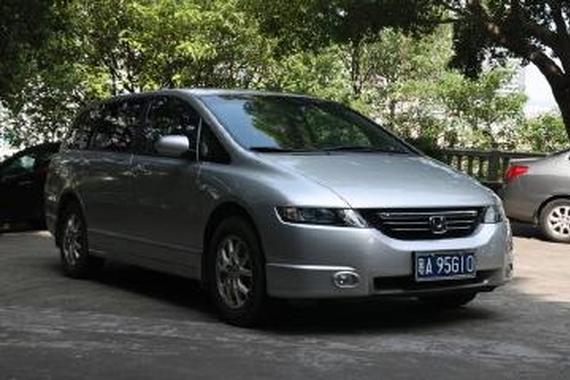 六万块 你是选新车五菱宏光还是选二手奥德赛