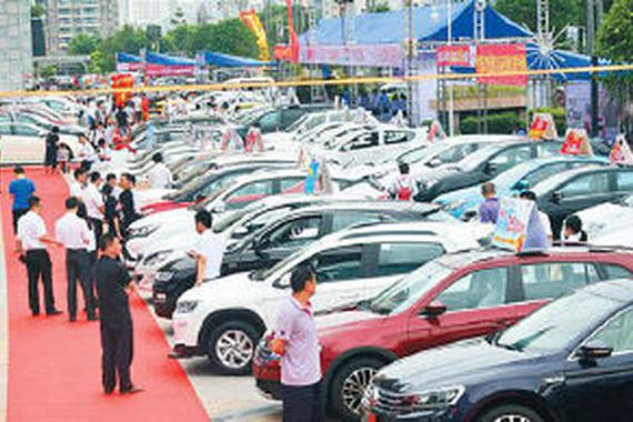 手持10万元 到底现在购车还是过年前购车优惠多？