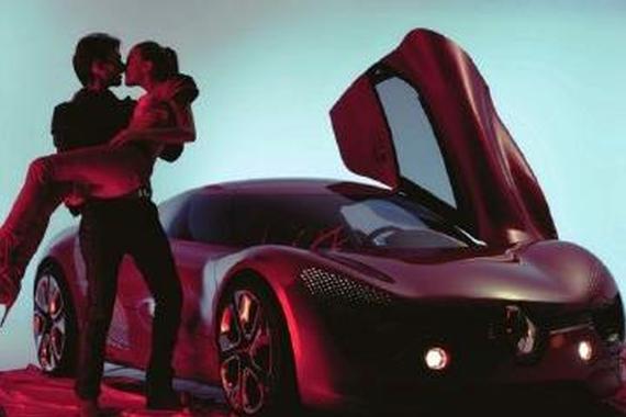 世界首辆对开门跑车 自带撩妹座椅 男人必买！