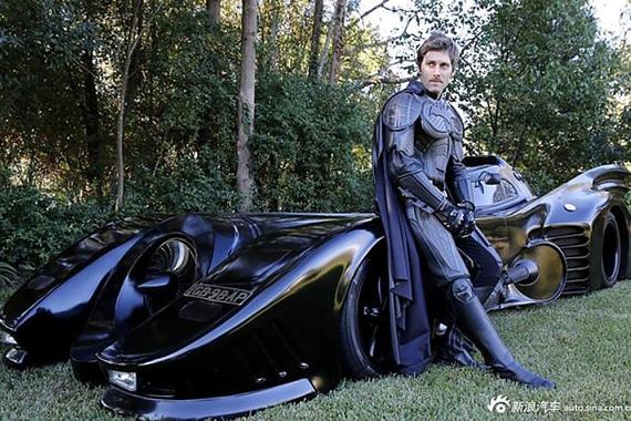 全球唯一一辆合法登记挂牌的蝙蝠车正式亮相