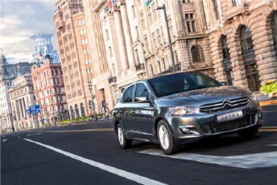 预算10万/底盘稳/动力好！这几款车适合跑高速