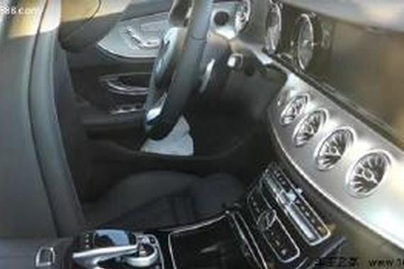 新E级Coupe更多内饰细节 内饰更精致