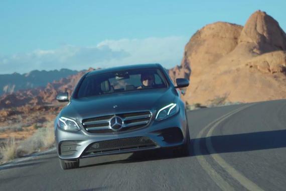 视频：奔驰发布远景：将关注驾驶员的健康