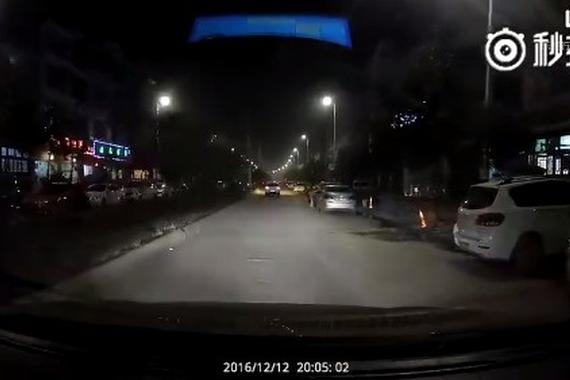 视频：在中国开车有多难