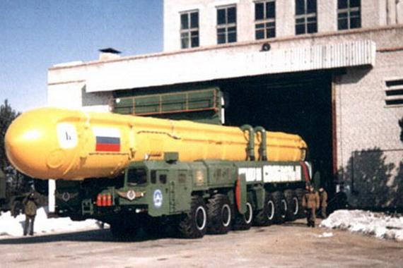 视频：俄罗斯巨型军车，油耗超家用车百倍