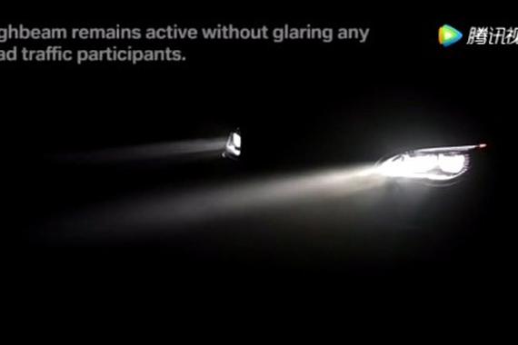 视频：宝马的车灯有多厉害？来感受一下