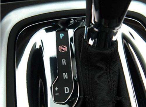 资深技师为你解读 自动挡红灯禁挂P挡是真是假