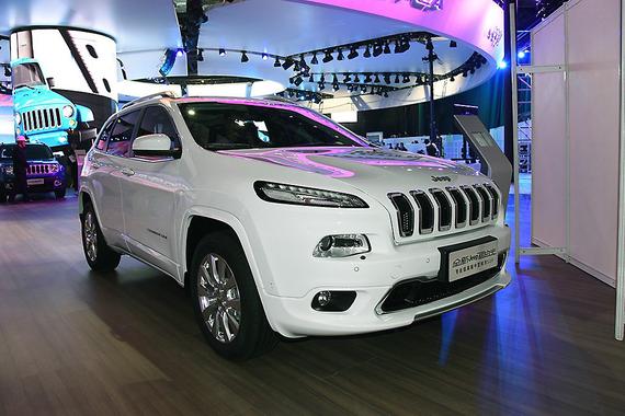 2017款Jeep自由光上市 售20.98-31.98万