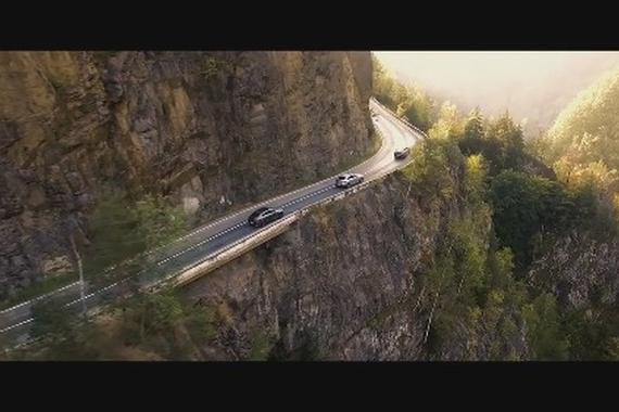视频：奔驰GLC四驱阿尔卑斯穿越之旅