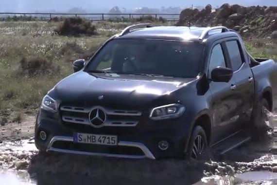 视频：奔驰全新皮卡X级越野测试。