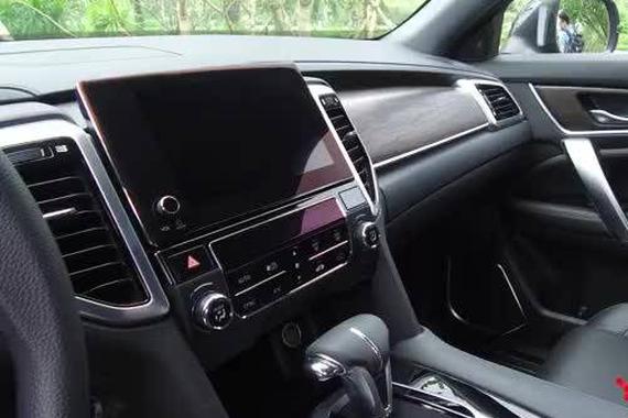 视频：中级SUV又一个搅局者，试驾东风本田UR-V