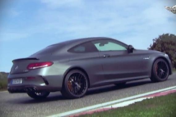 视频：奔驰C63 S Coupe外观内饰与动态驾驶