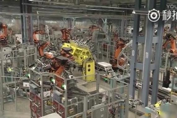 视频“德国奔驰A系汽车生产制造过程