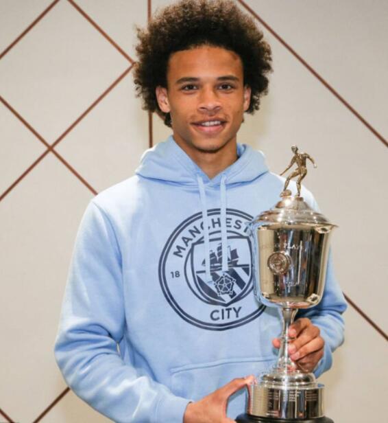 萨内获得PFA最佳年轻球员奖