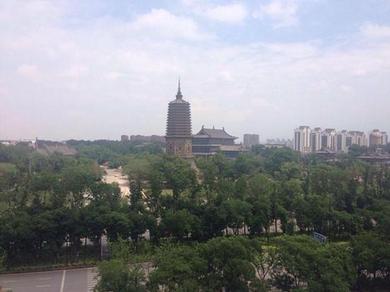 辽阳白塔