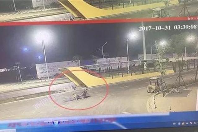 两婆婆每天凌晨推婴儿车出没 监控拍下惊人一