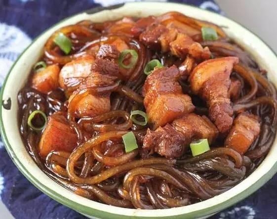 东北人口味_辽宁人,这些东北特色面食哪个是你从小吃到大的(2)