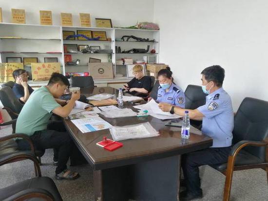 |让群众少跑腿，铁岭县交警开展预约上门服务