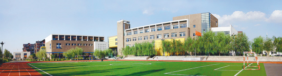 展示暨第一届实践课程管理者论坛在浑南二中附属小学和浑南二校召开