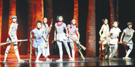 辽宁芭蕾舞团舞剧《八女投江》走出国门