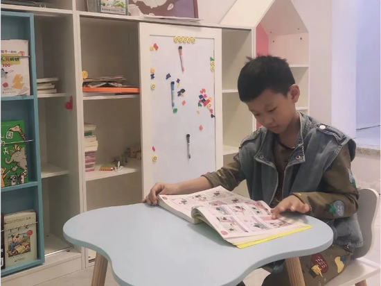 辽沈一校二年一班
魏兆坤