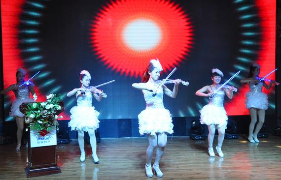 成交98台 长安铃木厂家岁末大钜惠举办_沈阳汽