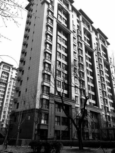 房老人意外坠亡 房东称房子变凶宅索贬损费(图