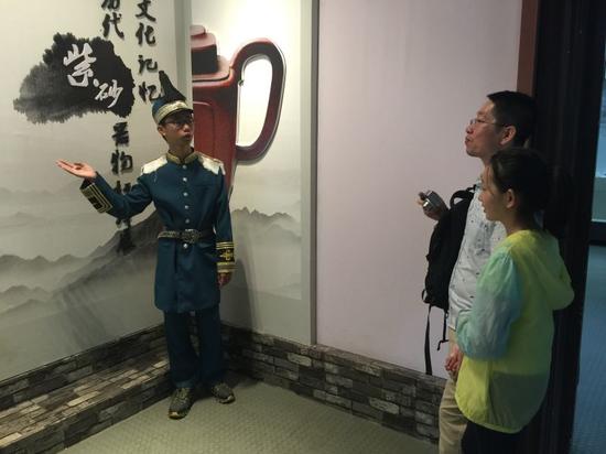 沈阳少年旅游志愿者为文博景区增加新亮点