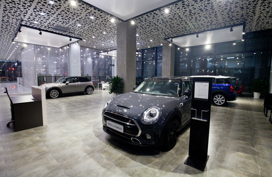 二手车航母--宝马世界二手汽车广场启航_沈阳