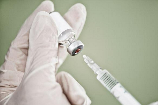 专家建议接种流感疫苗和新冠疫苗注意间隔