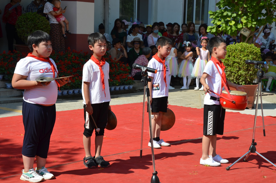 蓟州区西塔庄中心小学开展以环保为主题的庆六