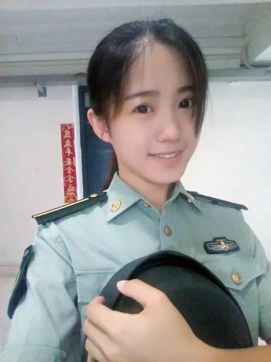 中南大学最美女教官走红网络 原来还不止一个